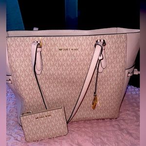 Michael Kors light pink tote